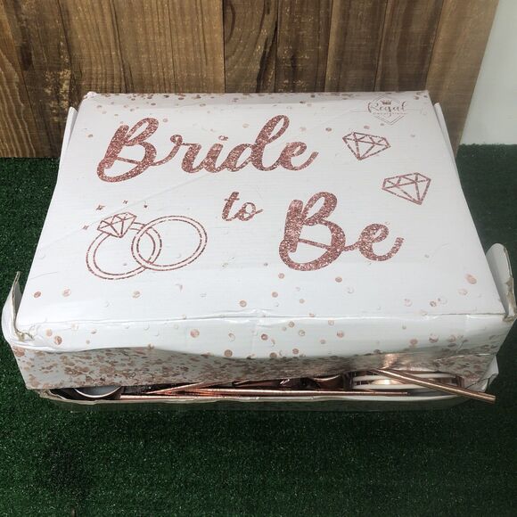 Bride to be Accessory Box - Picture 1 of 11